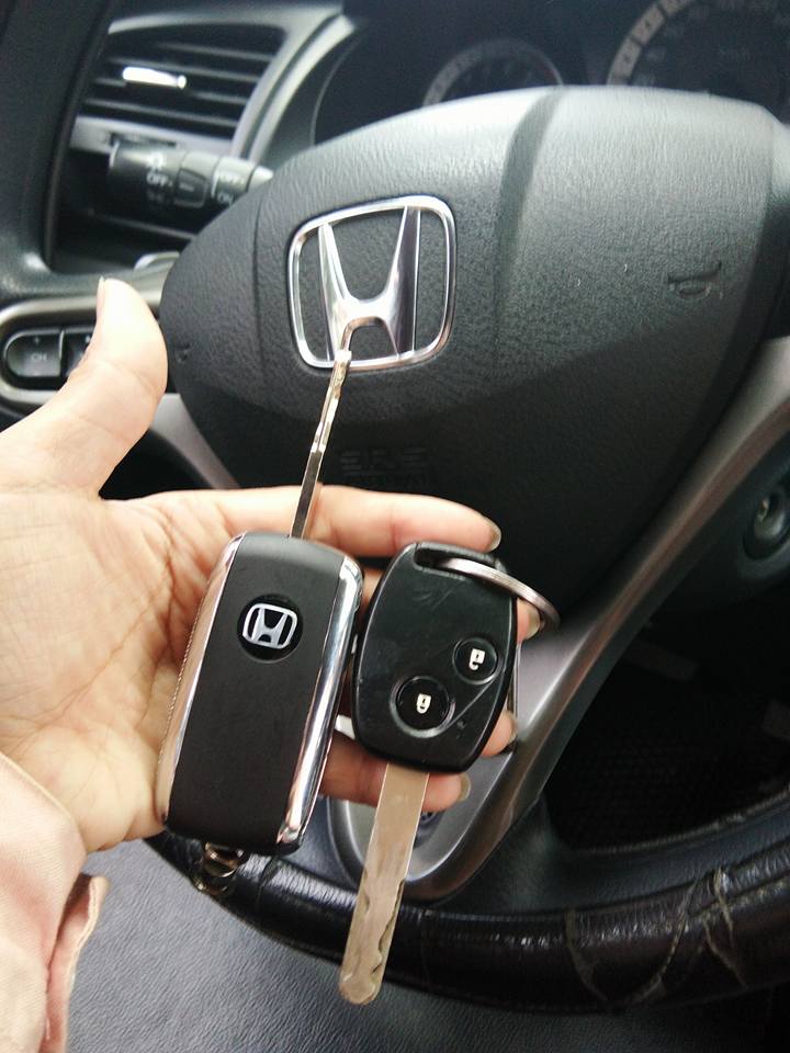 đánh chìa khóa xe ô tô Honda như khóa hãng