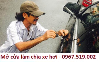 Mở cửa xe ô tô chuyên nghiệp ở Hà Nội